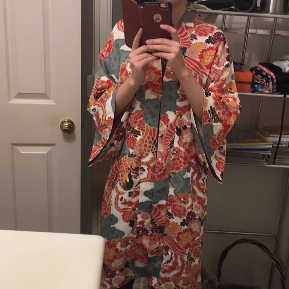 Meet your Posher, Laura - Picture 1 of 1